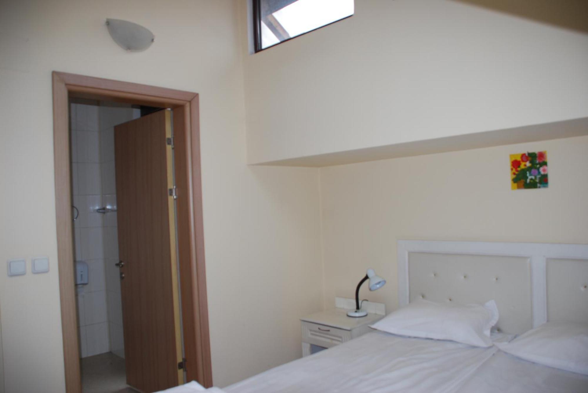 Guest House FRIENDS ANEX Bansko Extérieur photo