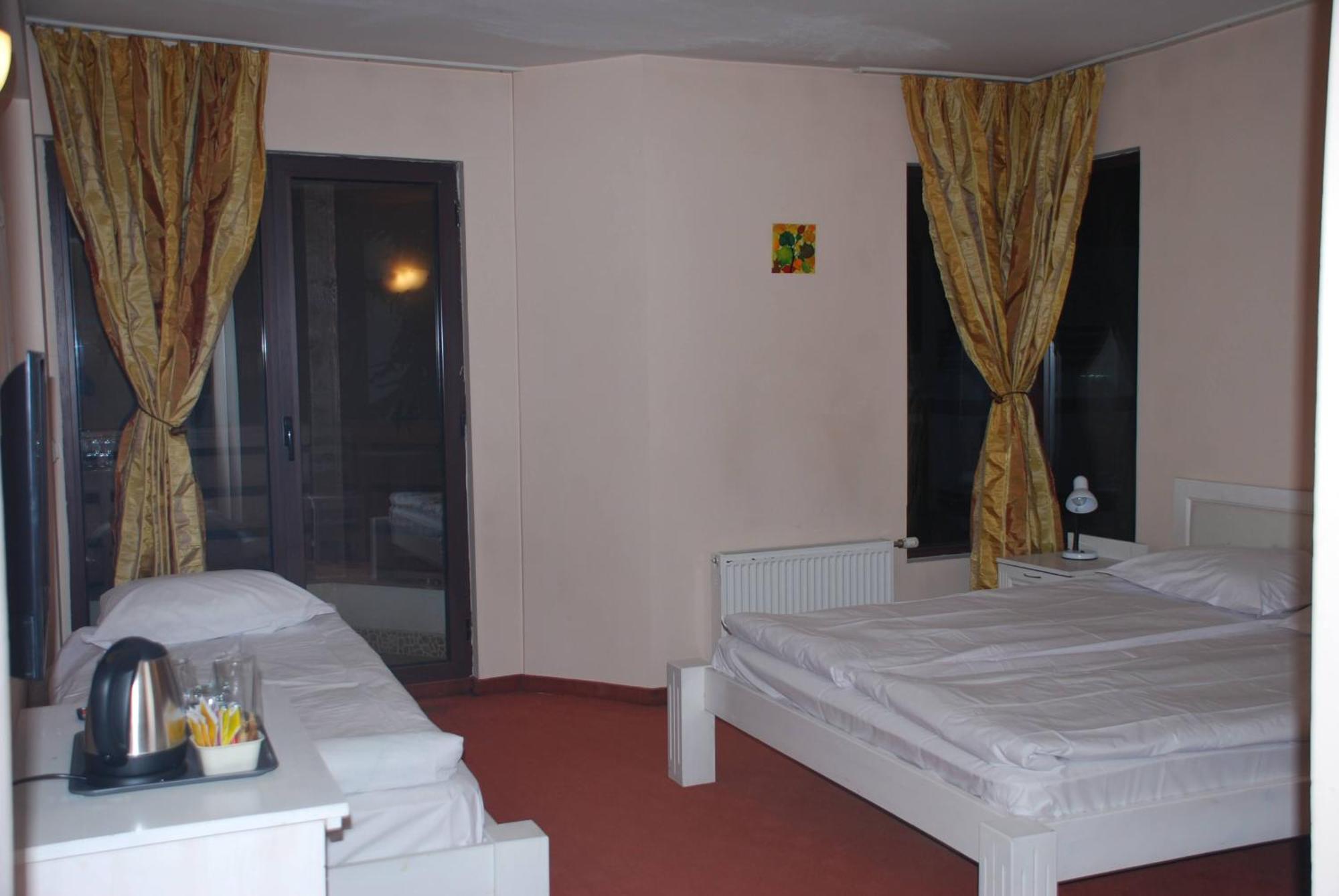 Guest House FRIENDS ANEX Bansko Extérieur photo